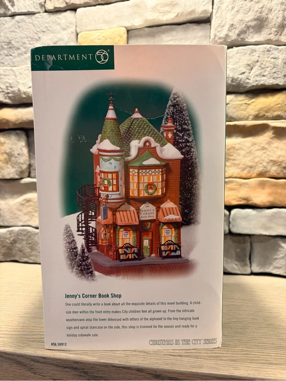 Department 56-Christmas in the City-Jenny's Corner Book Shop
